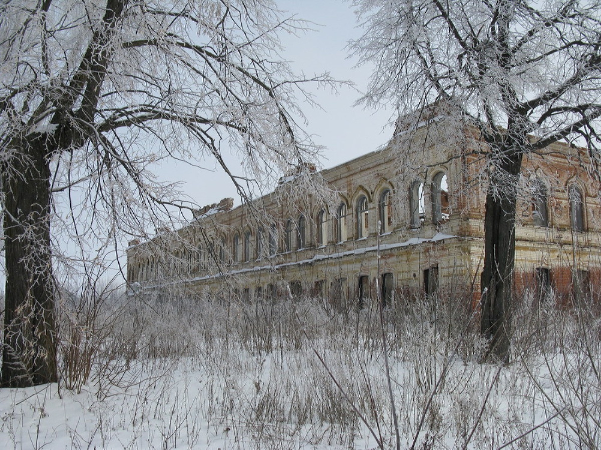 Корпус Скрябинского Вознесенского монастыря в Колышлейском районе Пензенской области
