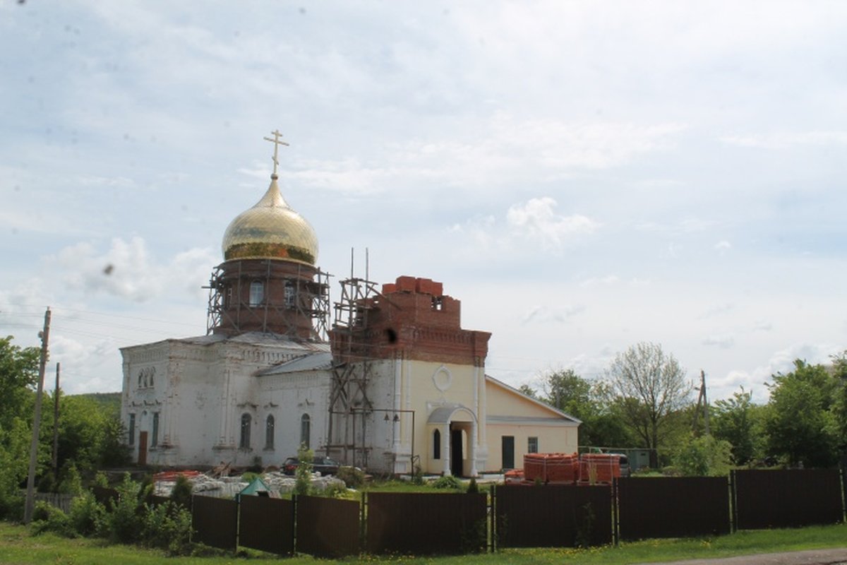 Никольский храм села Лопатино Лопатинского района Пензенской области