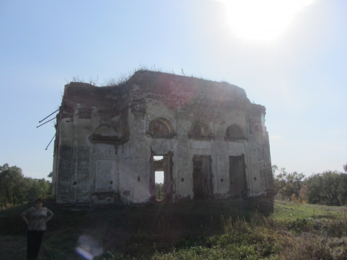 Крестовоздвиженский храм в с. Варыпаево Пензенской области