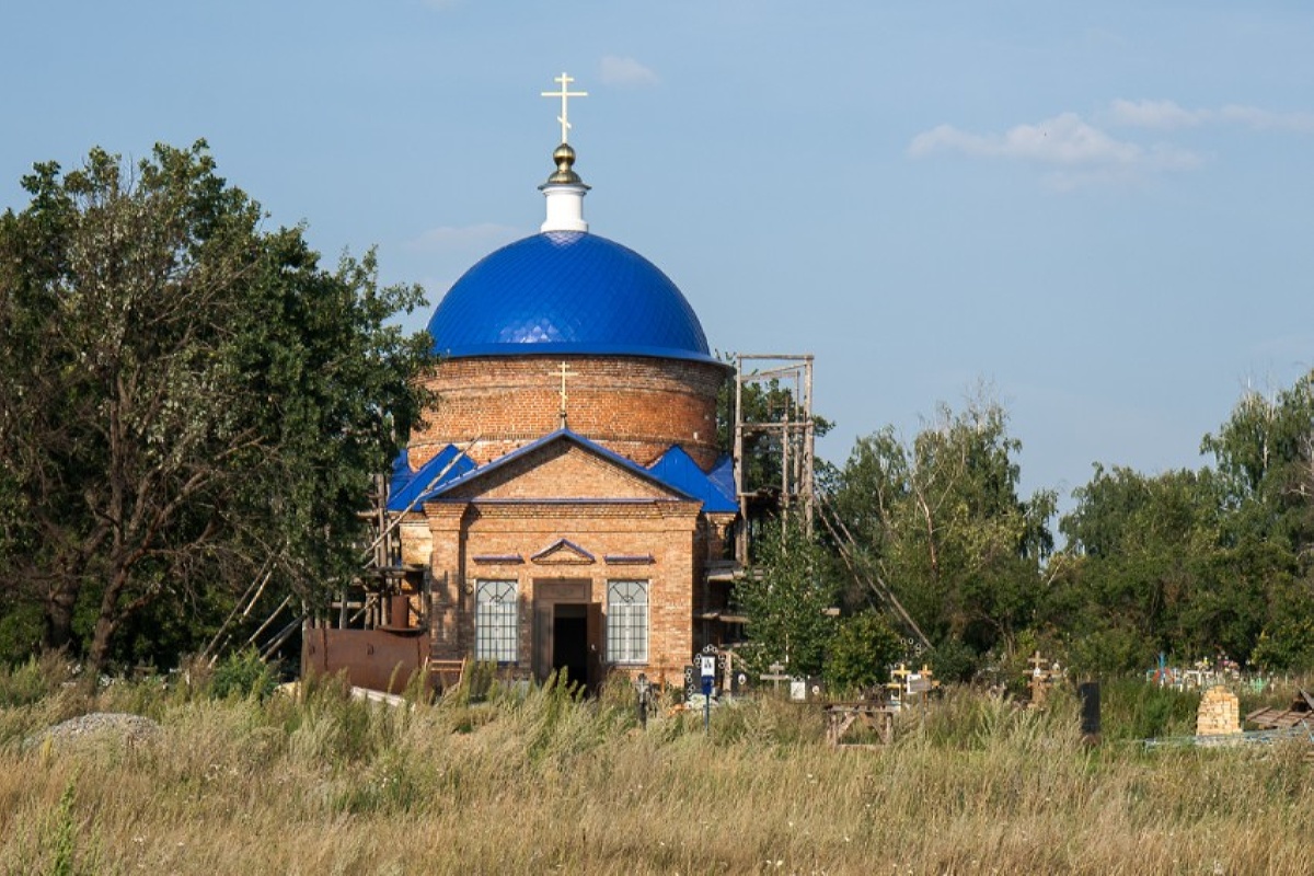 Никольский кладбищенский храм в с. Куракино Сердобского района Пензенской области