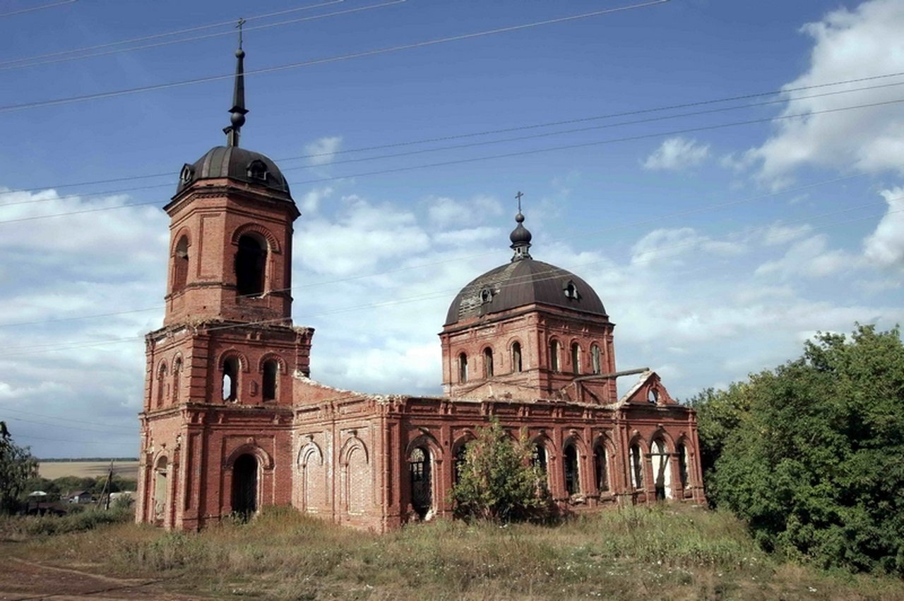 Никольский храм села Стригай Базарно-Карабулакского района